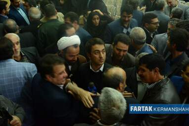 تصاویر خاص و دیدنی از مراسم تودیع و معارفه شهردار کرمانشاه (2)