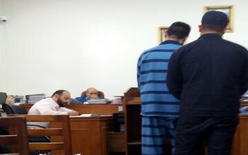 درخواست قاتل از اولیای دم در دادگاه برای نجات از قصاص/ زن و مرد همسایه را مقابل چشمان فرزندشان کشته بود!