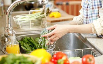 روشی برای ضدعفونی کردن سبزیجات