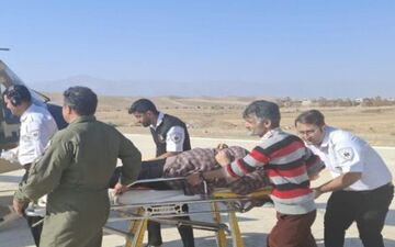 نجات معجزه‌آسای زن ۶۶ ساله در ارتفاعات طارم با امداد هوایی