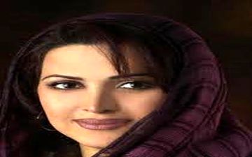 پوشش و ظاهر متفاوت کمند امیرسلیمانی، خارج از کشور