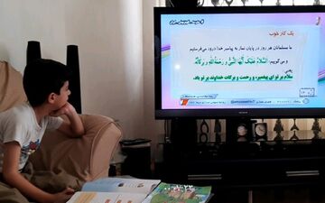 مدیر شبکه آموزش: همراه با مدارس هستیم