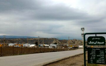  آخرین وضعیت زلزله زدگان کرمانشاه/ مسوولان را فقط یک شب توی کانکس بخوابانید!