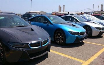 دستور ترخیص خودروهای لوکس صادر شد

