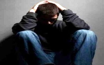 از این عوامل دوری کنید افسردگی می‌آرود/این 6 عامل را به خاطر بسپارید!