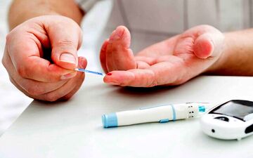 موقع گرفتن تست قند خون این موارد را رعایت نکنید نتیجه اشتباه می شود 