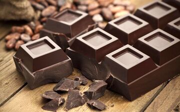 خوردن شکلات زیاد چه بلایی سر ما می آورد؟