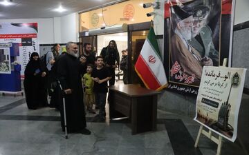 فرمانده تیپ ۱۸۱ زرهی در مرز خسروی به صدای زائران اربعین پاسخ داد