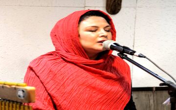  خانم بازیگر از برگزاری کنسرت اش می گوید