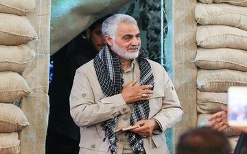 سردار سلیمانی؛خاکی‌ترین سرباز وطن!