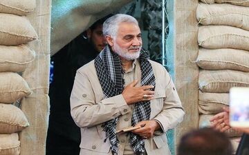 سردار سلیمانی؛خاکی‌ترین سرباز وطن!