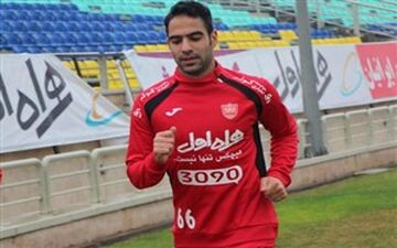 شهاب کرمی قراردادش با پرسپولیس را فسخ کرد