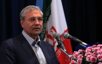 ربیعی: سال ۹۷ نتیجه‌ی فقرزدایی و اشتغال نمایان خواهد شد