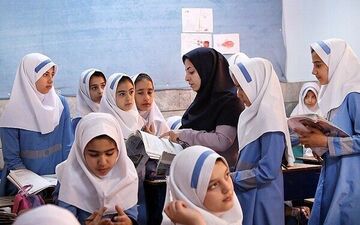 معلمان منتظر خبرهای خوب باشند: جزئیات پرداخت حقوق معوق و سایر اخبار