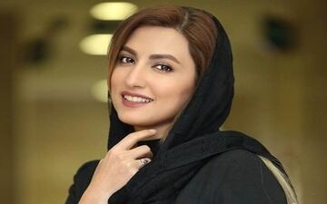  پوشش خاص خانم بازیگر در یک مراسم/تصاویر