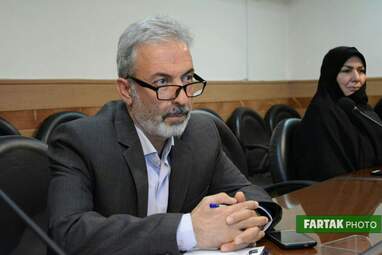دیدار استاندار کرمانشاه و اعضای شورای اداری با نماینده ولی فقیه در استان