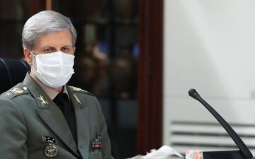 دیدار وزیر دفاع جمهوری اسلامی ایران و رئیس ستاد کل نیروهای مسلح هند
