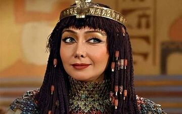 استایل زیبا و جذاب کتایون ریاحی با لباسی لاکچری