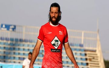 مهاجم سرخپوش چند هفته دور از میادین