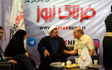 بازدید مدیرکل ارشاد اسلامی استان کرمانشاه از غرفه فرتاک نیوز به روایت تصویر