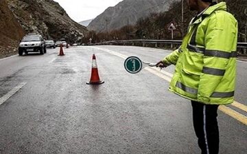 
انسداد جاده چالوس برای تخلیه ترافیک جنوب به شمال
