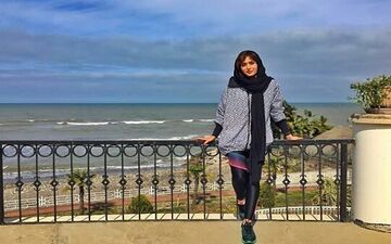 تیپ متفاوت پریناز ایزدیار در ویلای شمال! + عکس