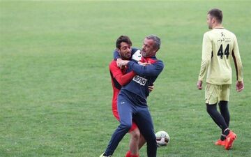 شجاع خلیل‌زاده همچنان با ایگور سرشاخ می شود