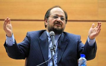 شریعتمداری استعفا داد