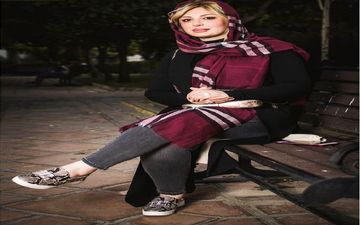 تیپ و ژست خاص نیوشا ضیغمی در پارک + عکس