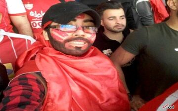 گفت‌وگوی خواندنی با دختری که با گریم مردانه به تماشای بازی پرسپولیس رفت + عکس