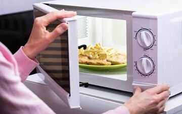 5 دلیل اصلی گرم نشدن غذا در سولاردوم و ماکروفر