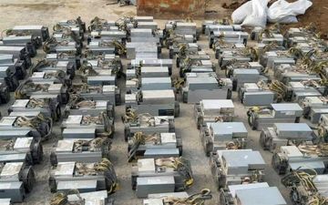 305 دستگاه ماینر استخراج رمز ارز در کرمانشاه کشف و جمع‌آوری شد