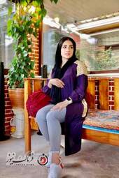 مریم آهن خای