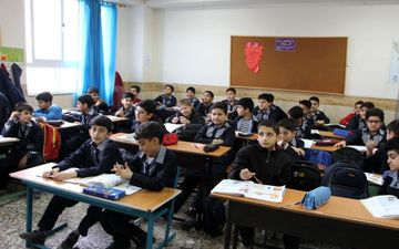 مدارس کشور از ۱۴ فروردین دایر است؟