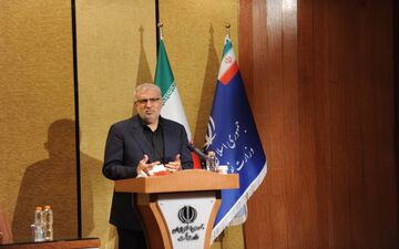 عذرخواهی وزیر نفت از مردم/فعالیت ۳ هزار جایگاه سوخت