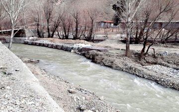 جسد کودک غرق شده در رودخانه کرج پیدا شد