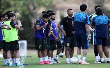 
تنبیه جالب ساپینتو برای شکست خورده های استقلال! 