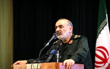 دشمن می‌داند که ناوهای هواپیمابرش دیگر در هیچ جای دنیا امنیت ندارد