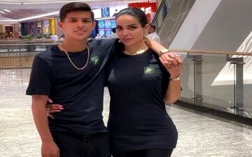 عکس/ پیام عاشقانه ستاره معصومی به مهدی قائدی پس از بازگشت به ایران!