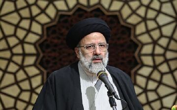 رئیس قوه قضائیه: بی نظمی در امور اقتصادی به معیشت مردم لطمه می‌زند