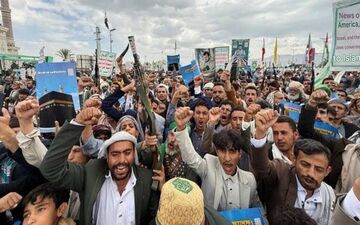 عقب‌نشینی ترامپ از حملات نظامی به یمن به دلیل قدرت انصارالله