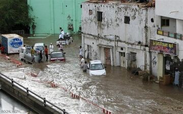 سیل ویرانگر عربستان؛ تصاویر هولناک از خسارات وارده