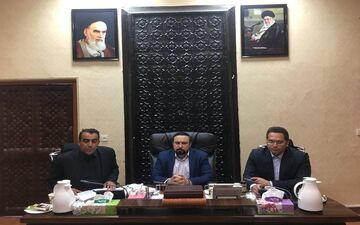 ‍ 
بازنگری طرح تفصیلی شهر کرمانشاه اولویت اول معاونت شهرسازی است/ تشکیل سه زون جدید آینده کرمانشاه را رقم می‌زند



 