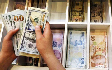 ارزش لیر ترکیه در برابر دلار 93 درصد افت کرد
