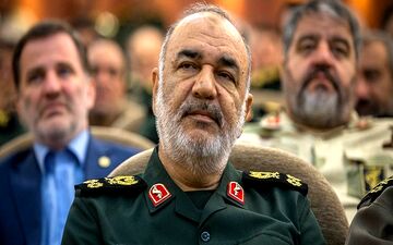 فرمانده کل سپاه به استان کرمانشاه سفر کرد