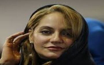 لباس عجیب و غریب مهناز افشار در خارج از کشور