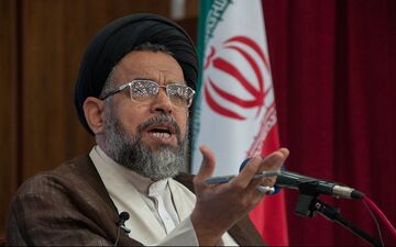 اگر جامعه‌ای قرآن نداشته باشد، چیزی ندارد