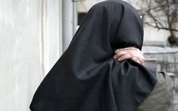 فریاد بی‌صدای «دخترِ نادیده»؛ قصه سقوط از رتبه‌های برتر درس تا چنگال شیشه