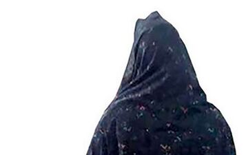 مردی که زنش را به غریبه ها پیشنهاد می داد!