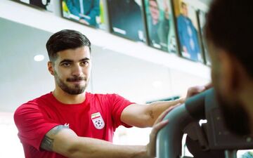 واکنش جالب عزت‌اللهی به پیشنهادهای پرتکرار سرخابی ها